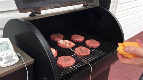 1. Form ground beef into 3oz-4oz balls and season with salt and pepper or Beef Rub. 2. When ready to cook, set Traeger temperature to 450°F and preheat, lid closed for 15 minutes. Place a cast iron griddle on the grill grate while the grill preheats. 450 ˚F / 232 ˚C. 3.